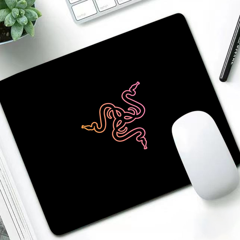 Razer luxo mouse pad anime gam - Gaming Pc Equipment avaliação e preço